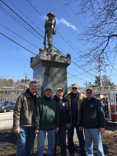008.1 Mike Dow and the First Parish Cemetery Crew_2018-04-11